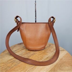 Vintage Coach Maggie (Costa Rica!) Duffle Sac 9019 British Tan